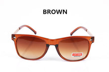 Load image into Gallery viewer, Vintage Men&#39;s Women&#39;s sunglasses